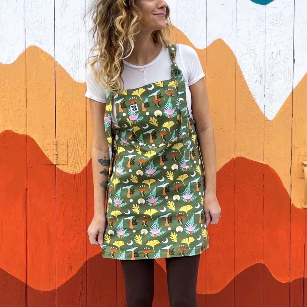 Lucy & Yak Mini Pini x Erika Wynn